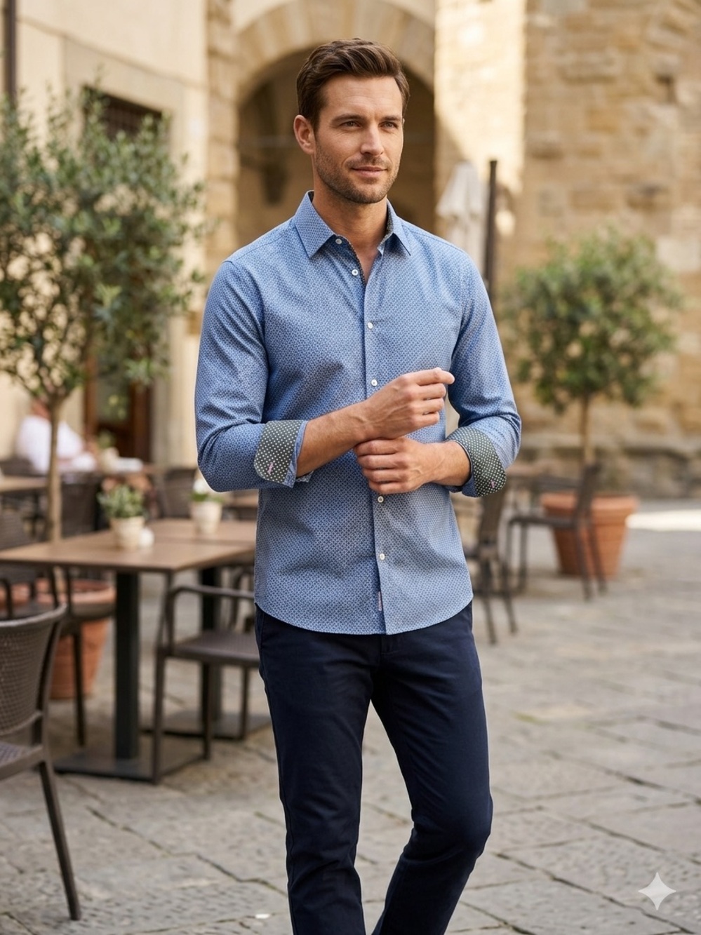 Ted Baker EUC Blue
Geometric 100% Cotton
Button-Down Shirt contrasting  
Cuff M